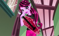 Draculaura Makeover